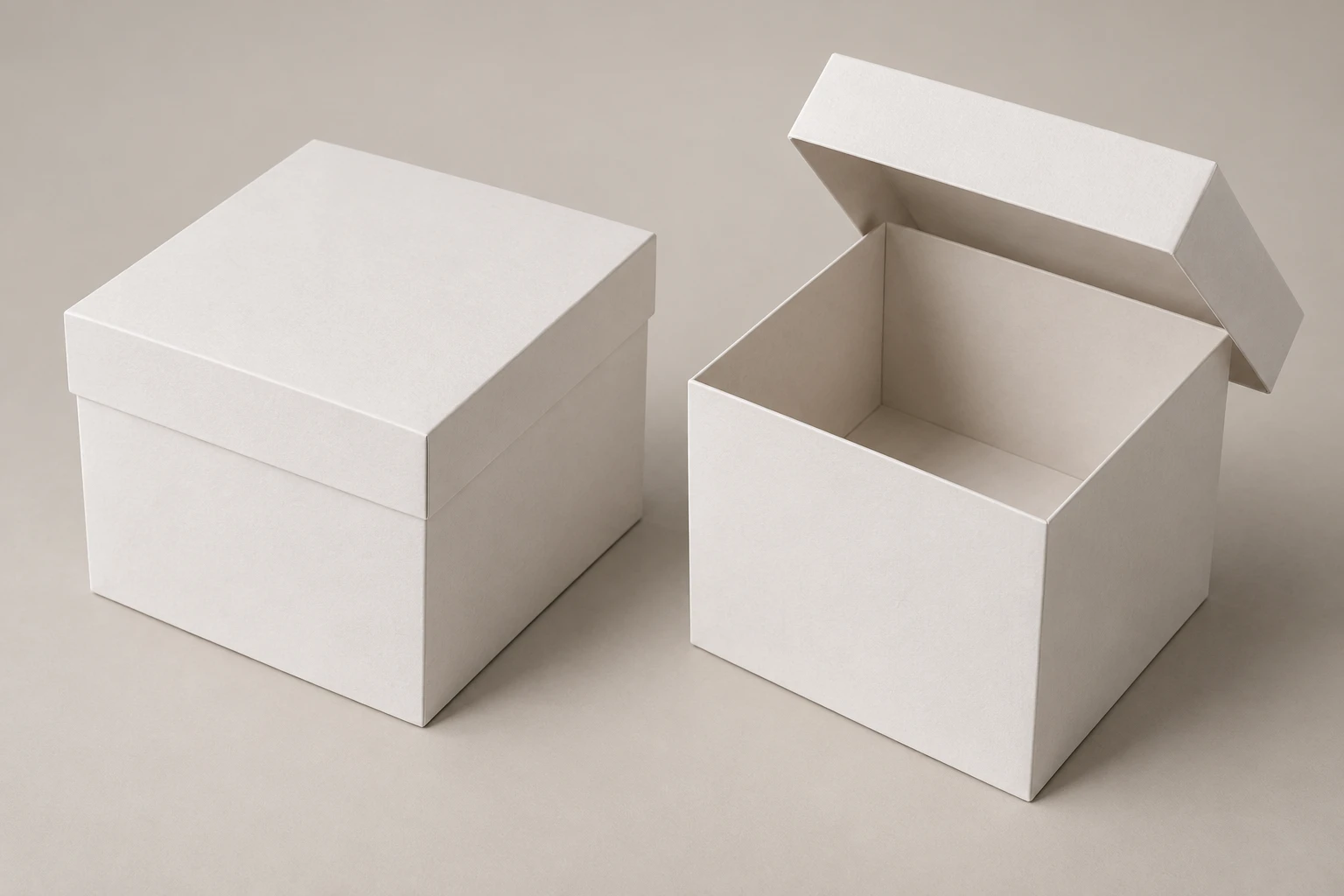 Lift-off lid cake box: closed and open paper packaging comparison